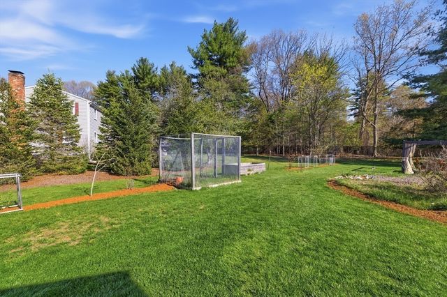 3 Beach St, Norton, MA 02766