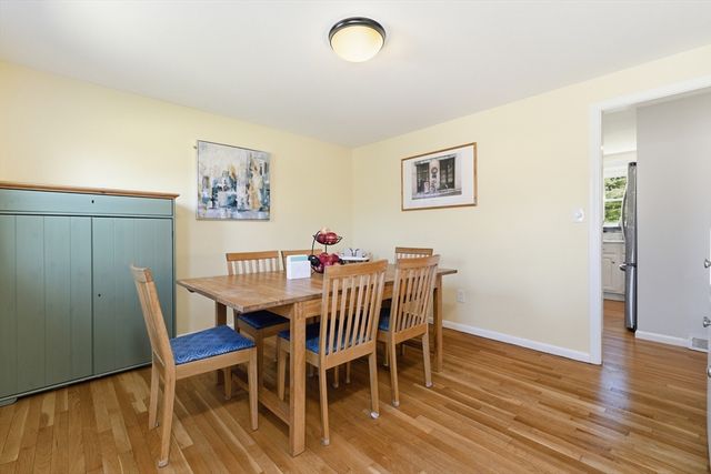 3 Beach St, Norton, MA 02766