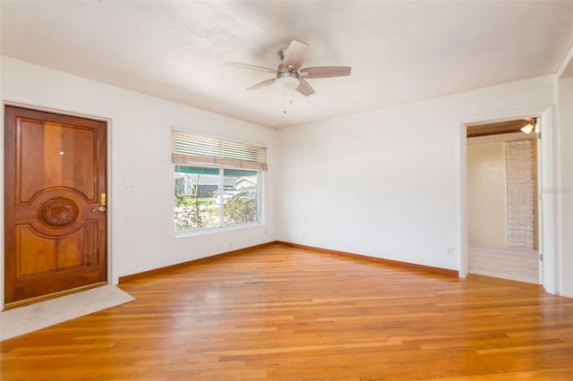 4425 W BAY VILLA AVENUE, Tampa, FL 33611