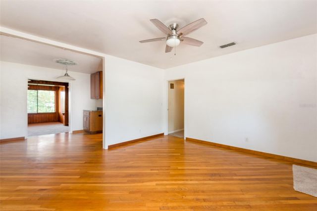 4425 W BAY VILLA AVENUE, Tampa, FL 33611
