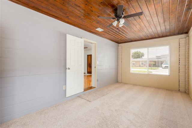 4425 W BAY VILLA AVENUE, Tampa, FL 33611