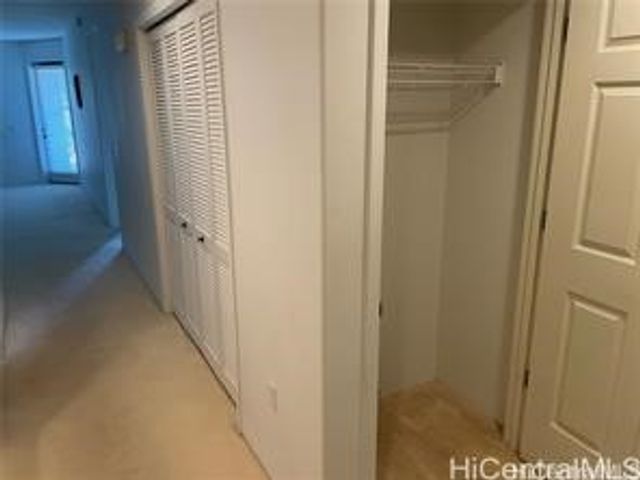 520 Lunalilo Home Road 8225, Honolulu, HI 96825