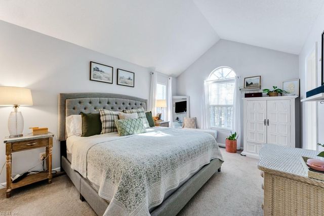 1303 Tigertail DR, Chesapeake, VA 23320