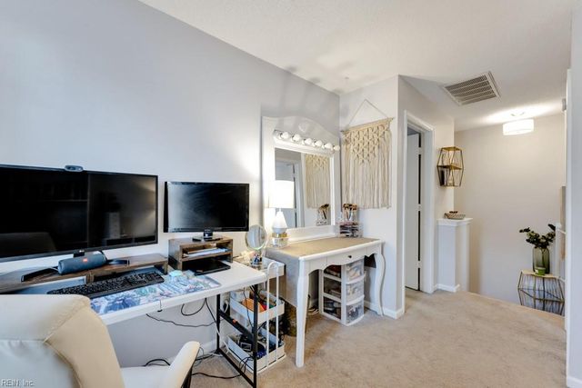 1303 Tigertail DR, Chesapeake, VA 23320