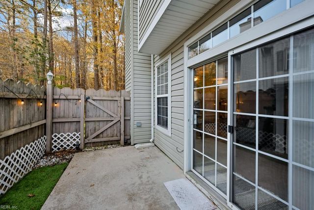 1303 Tigertail DR, Chesapeake, VA 23320