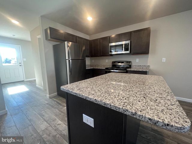 409 FIFTH ST W #B, Waynesboro, PA 17268