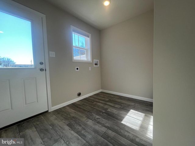 409 FIFTH ST W #B, Waynesboro, PA 17268