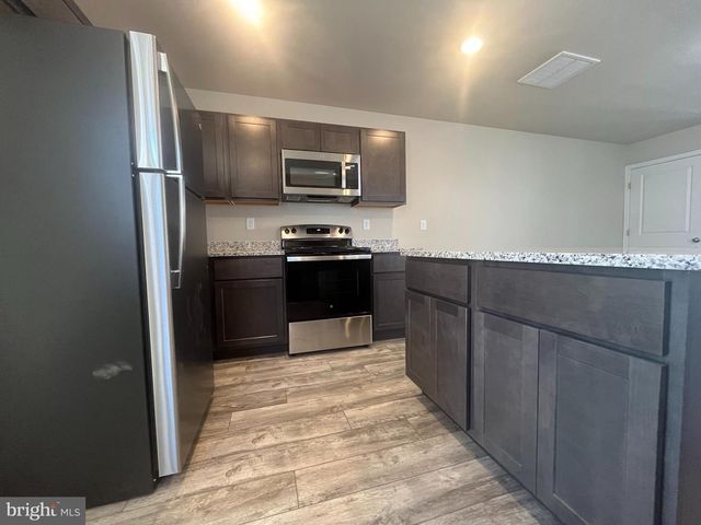 409 FIFTH ST W #B, Waynesboro, PA 17268