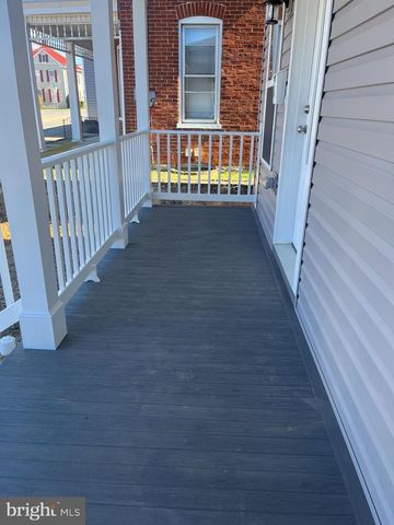409 FIFTH ST W #B, Waynesboro, PA 17268