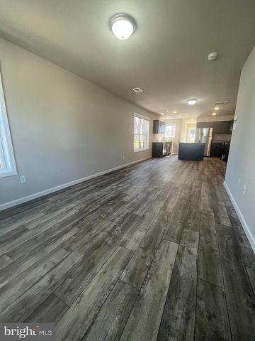 409 FIFTH ST W #B, Waynesboro, PA 17268