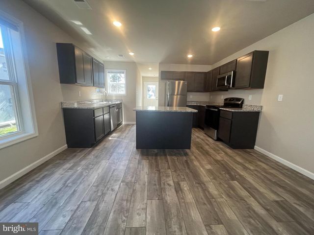 409 FIFTH ST W #B, Waynesboro, PA 17268