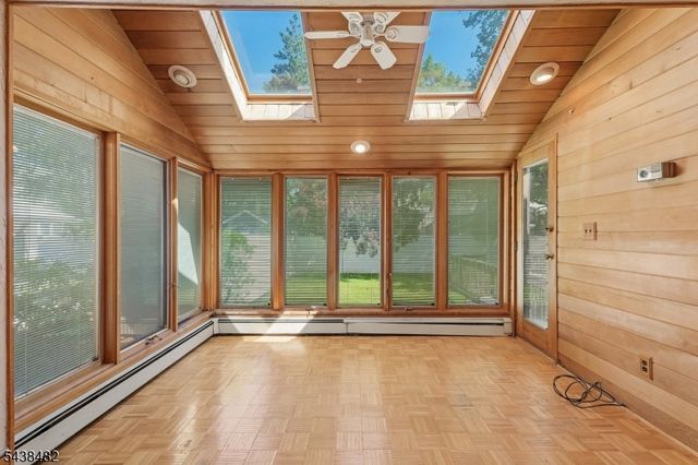 26 Ferncliff Rd, Bloomfield Twp., NJ 07003