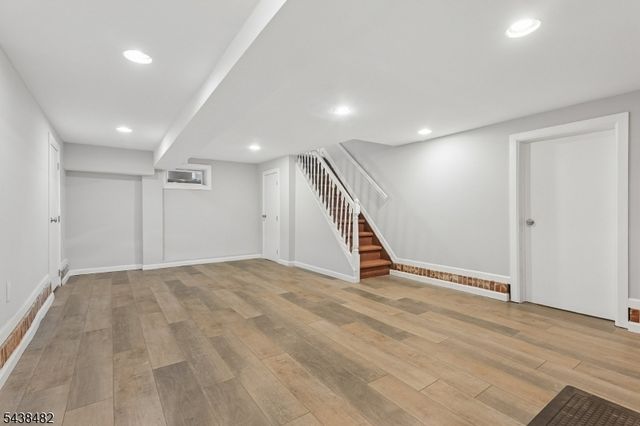 26 Ferncliff Rd, Bloomfield Twp., NJ 07003