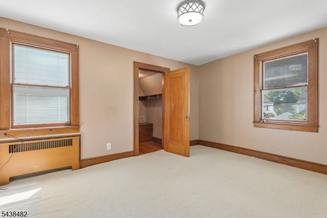 26 Ferncliff Rd, Bloomfield Twp., NJ 07003