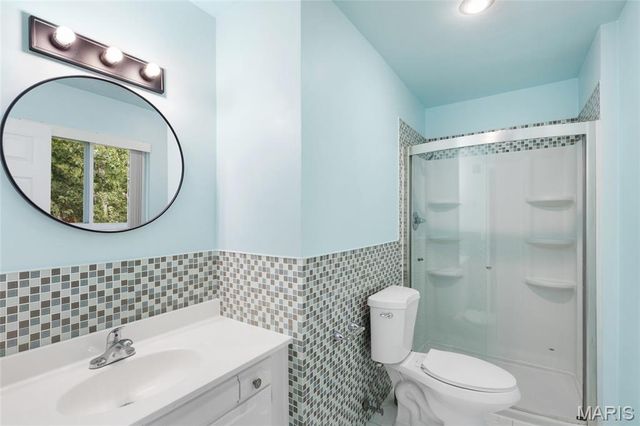 10621 Rebecca Drive, St Louis, MO 63128