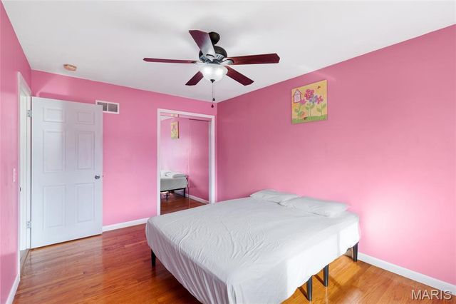10621 Rebecca Drive, St Louis, MO 63128
