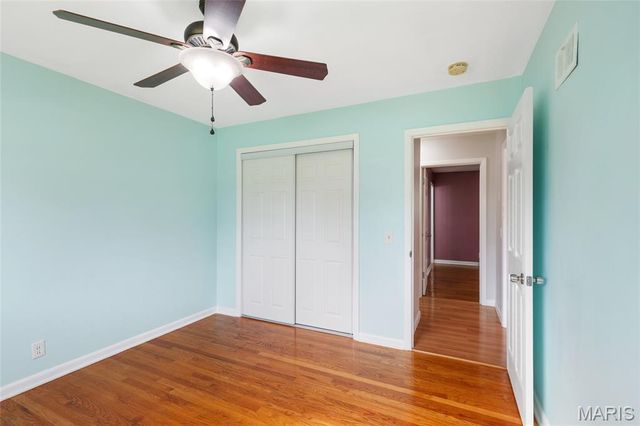 10621 Rebecca Drive, St Louis, MO 63128