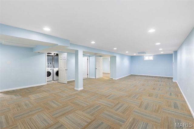 10621 Rebecca Drive, St Louis, MO 63128