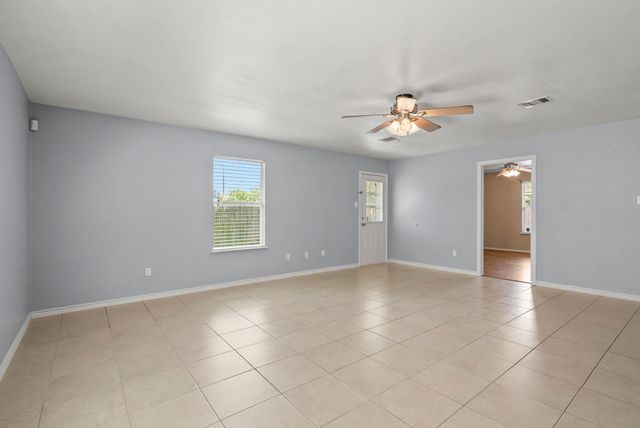 1631 Quail Run, Brookshire, TX 77423