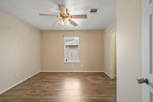 1631 Quail Run, Brookshire, TX 77423