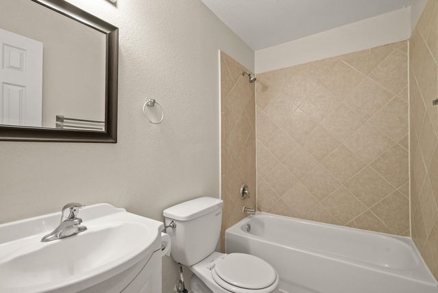 1631 Quail Run, Brookshire, TX 77423