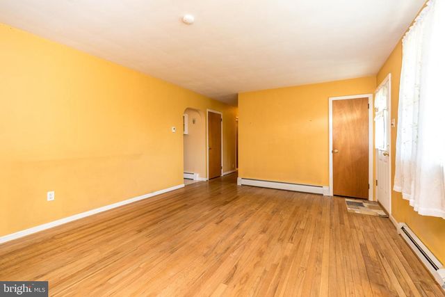 504 GREEN ST, Green Lane, PA 18054