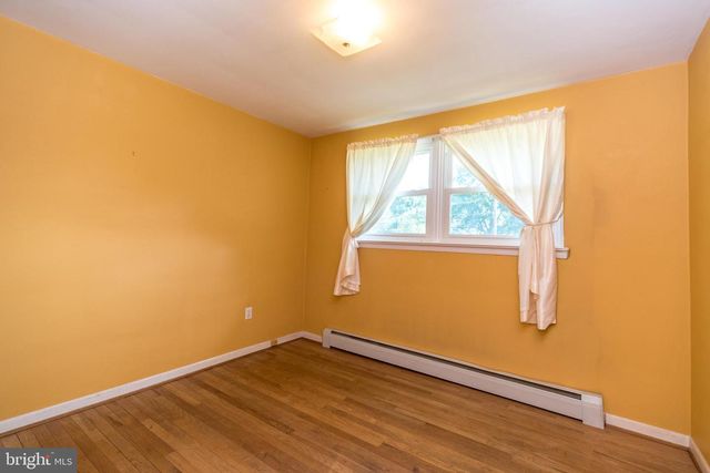504 GREEN ST, Green Lane, PA 18054