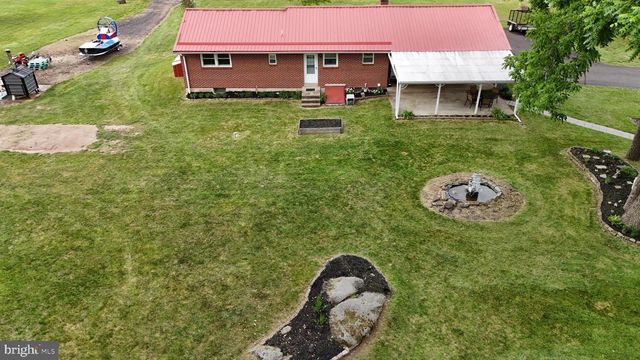 504 GREEN ST, Green Lane, PA 18054