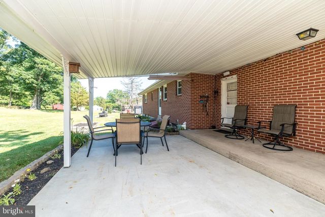 504 GREEN ST, Green Lane, PA 18054