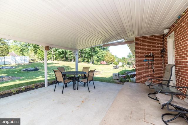 504 GREEN ST, Green Lane, PA 18054