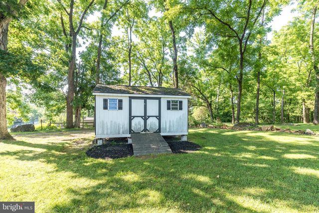504 GREEN ST, Green Lane, PA 18054
