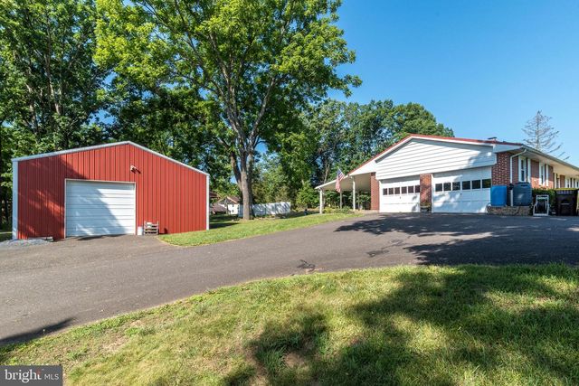 504 GREEN ST, Green Lane, PA 18054