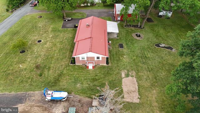 504 GREEN ST, Green Lane, PA 18054