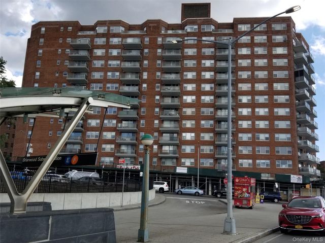 8515 Main Street 10S, Briarwood, NY 11435