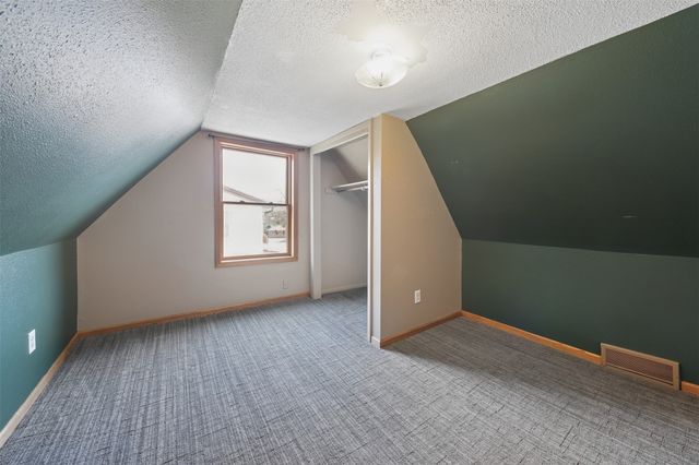 713 W Jefferson Street, Knoxville, IA 50138