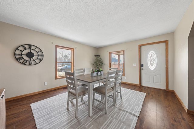 713 W Jefferson Street, Knoxville, IA 50138