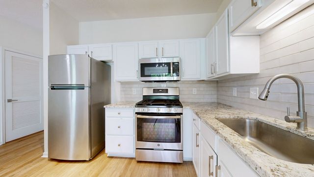 1345 Bell Rd Unit 419, Antioch, TN 37013