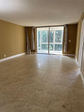 7680 NW 18th Street 406, Margate, FL 33063