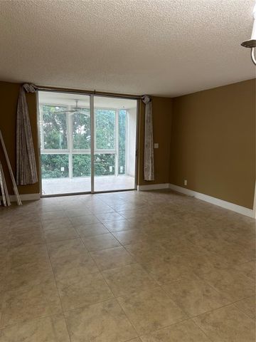7680 NW 18th Street 406, Margate, FL 33063