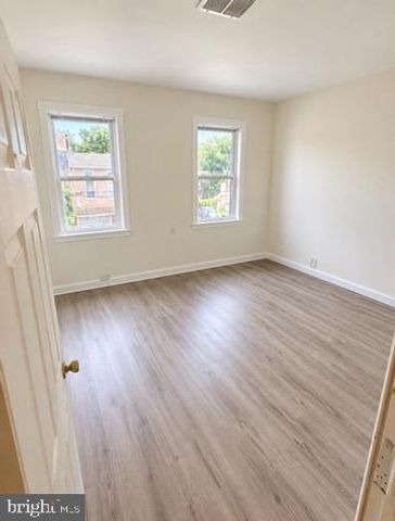210 S 5TH ST, Darby, PA 19023