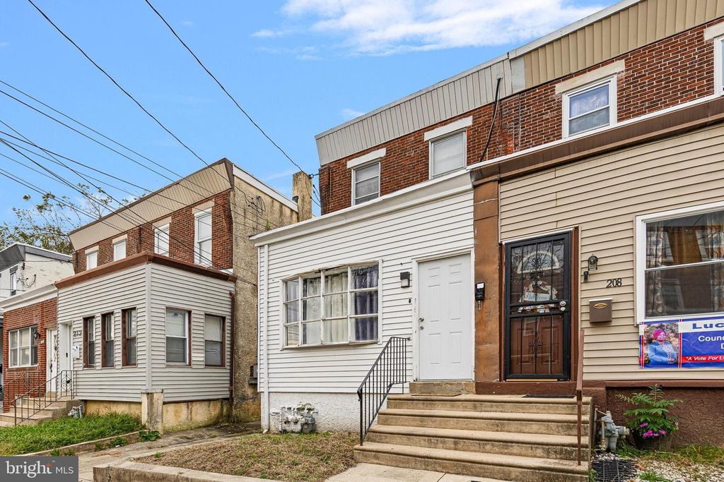 210 S 5TH ST, DARBY, PA 19023 — photo 2