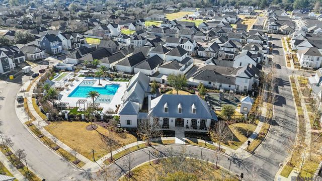 1945 Albizia Ct, Baton Rouge, LA 70808