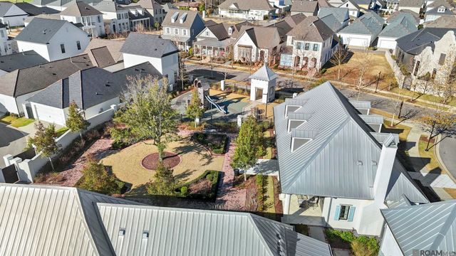 1945 Albizia Ct, Baton Rouge, LA 70808