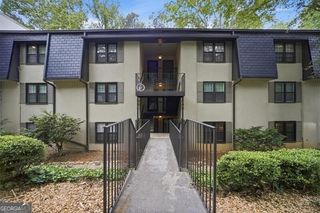 32 Arpege Way NW 32, Atlanta, GA 30327