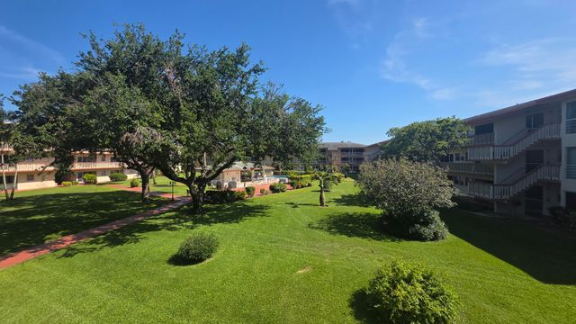 5300 Washington Street G221, Hollywood, FL 33021