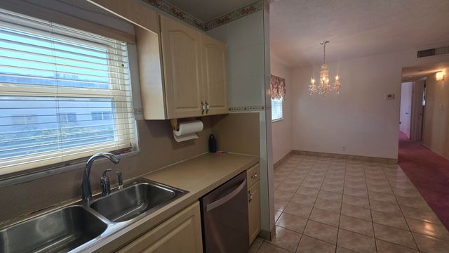 5300 Washington Street G221, Hollywood, FL 33021