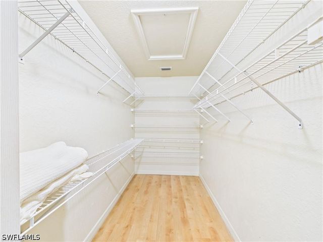 1704 Royal CIR 602, Naples, FL 34112