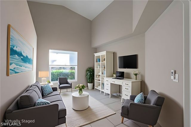 1704 Royal CIR 602, Naples, FL 34112