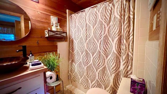 2419 Hilton Dr., North Myrtle Beach, SC 29582