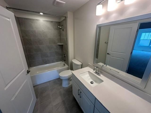 1601 Bonica Crossing 1601, Cumming, GA 30040
